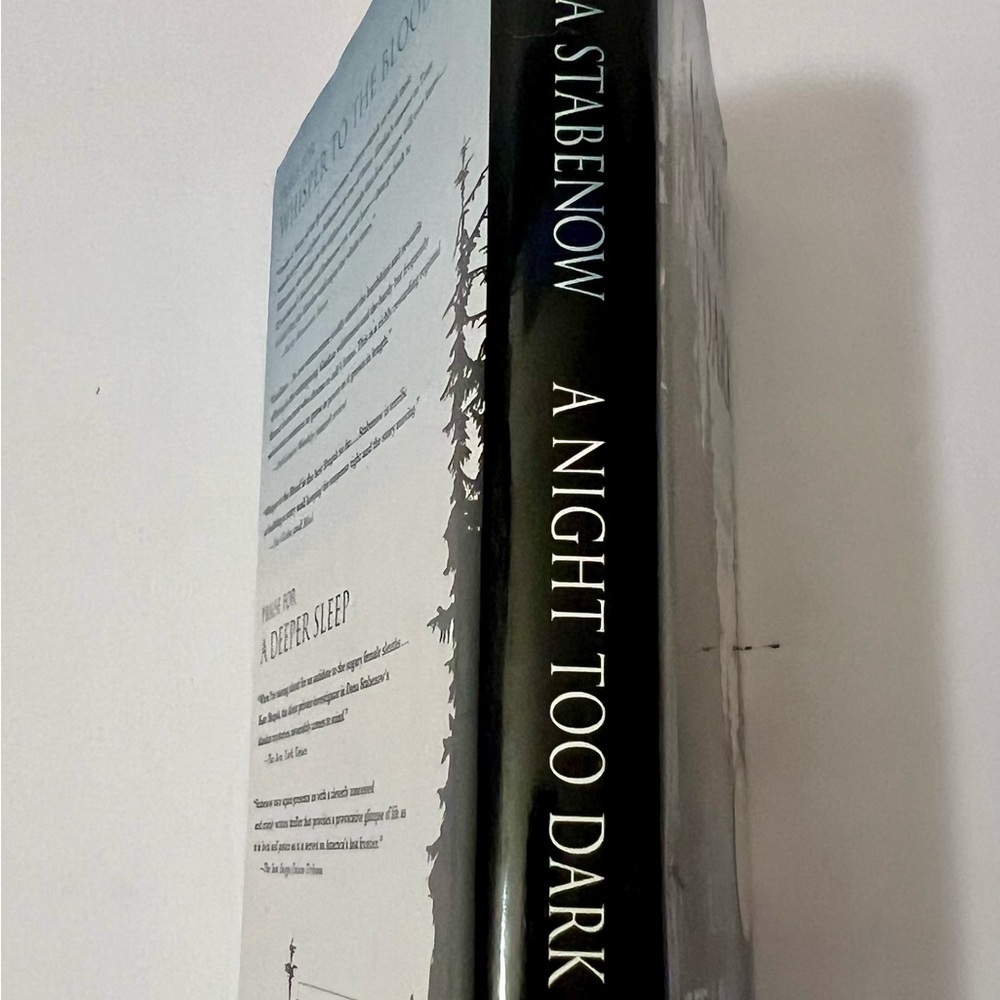A Night Too Dark Dana Stabenow Signed 1st Edition Hardcover Kate Shugak Novel - Picture 7 of 7